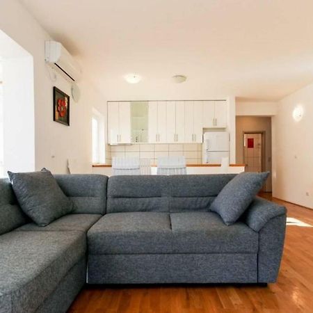 Sun Apartment Kotor Buitenkant foto
